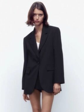 Zara NWT black oversized blazer with shoulder pads Size M